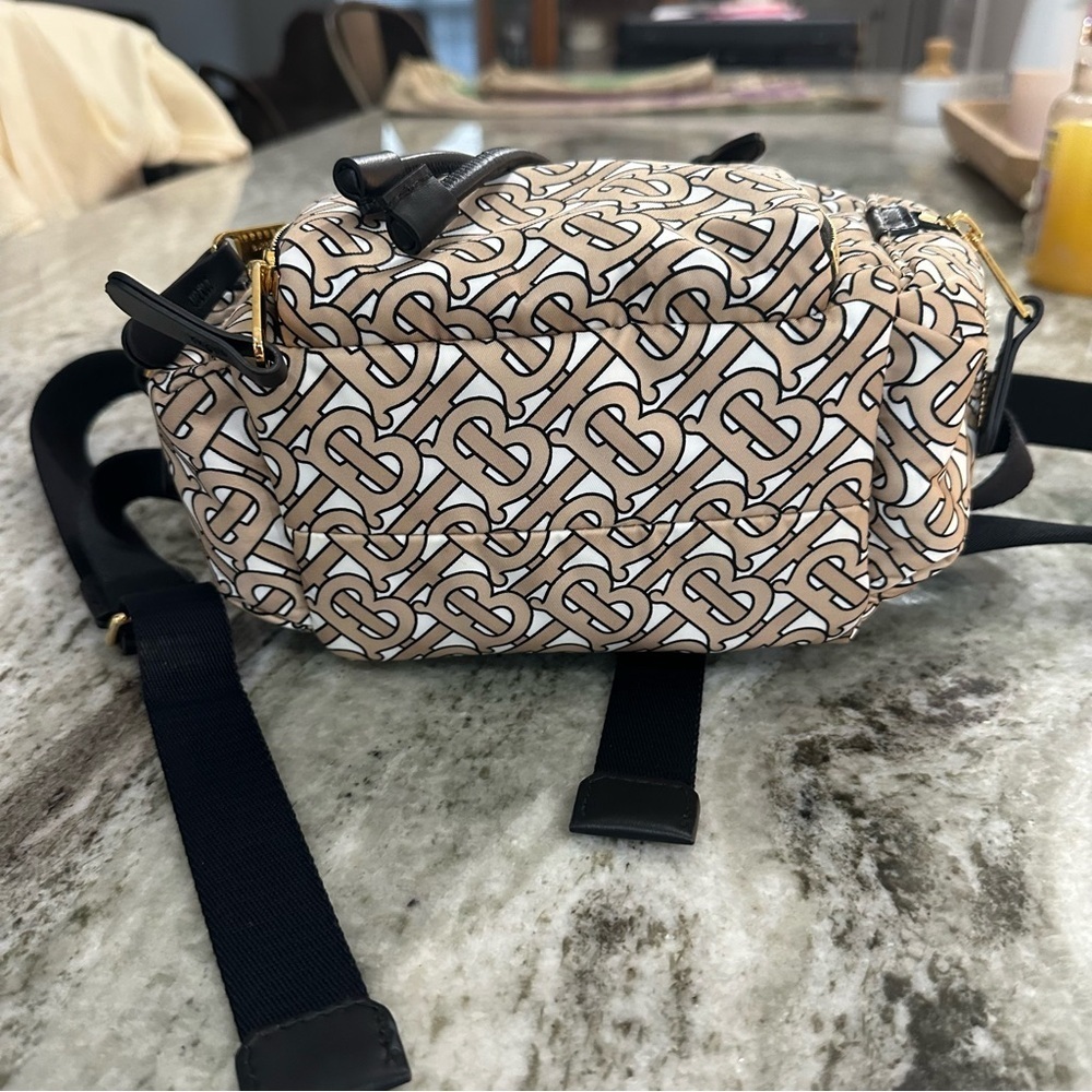 Burberry BURBERRY TB monogram backpack rucksack nylon leather beige black EUC - Picture 5 of 16